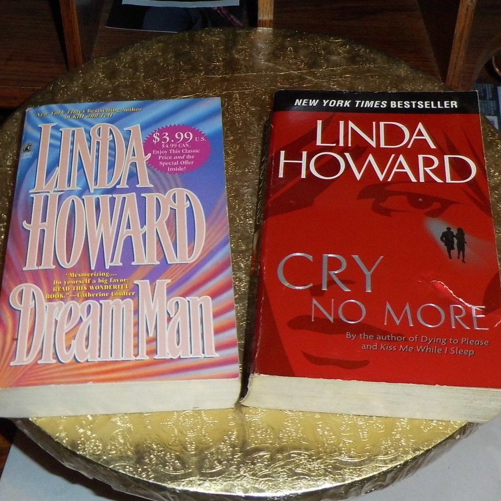 Books - (set/4) - "Dream Man", "Cry No More",, "Killing Time" & "Blood Born"